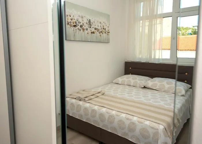 Center Sonia דירה